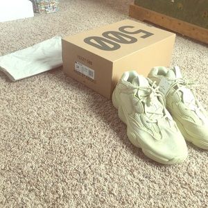 Yeezy 500 Supermoon Yellows size 14.